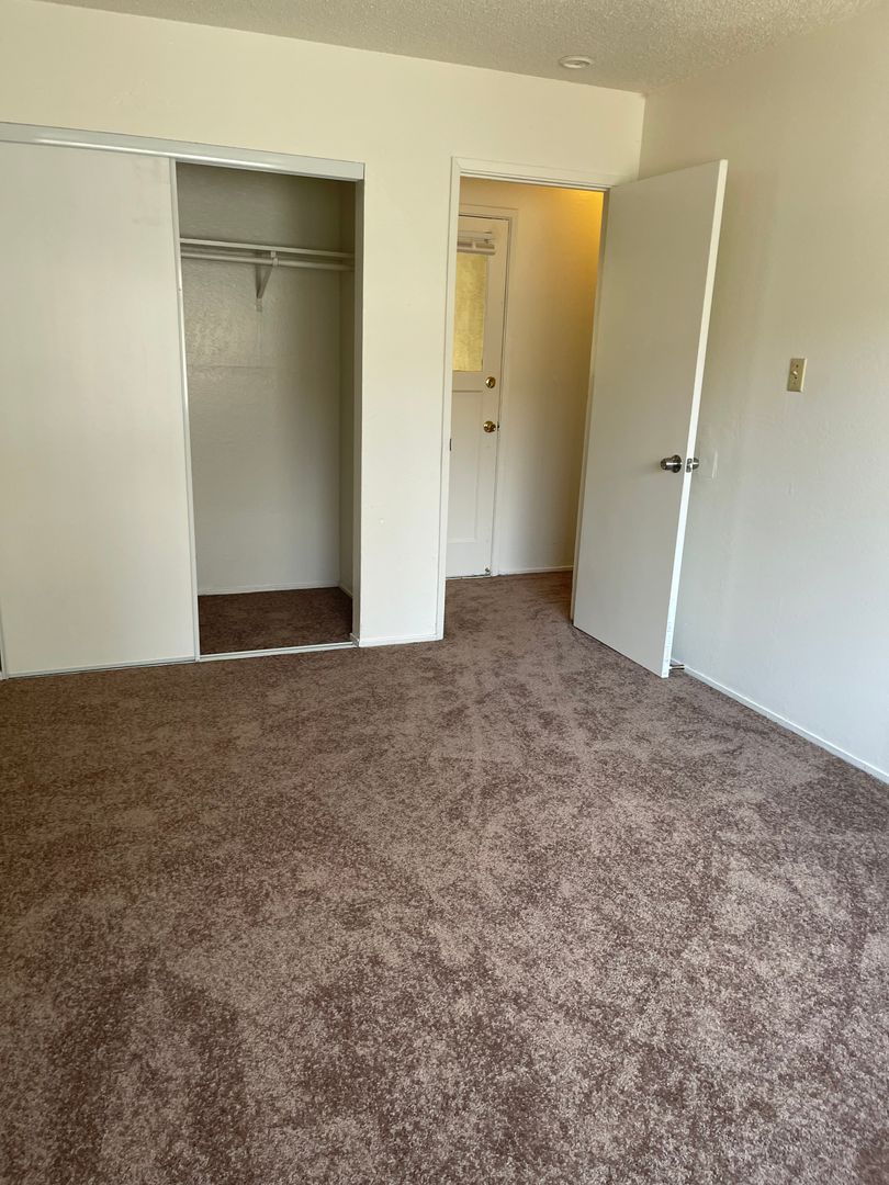 29163 Dixon Street - Hayward - California - 3 bed, 1.5 bath rental property