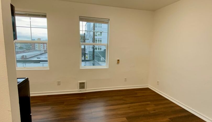 2922 Hoyt Ave - 204 - Everett - Washington - 1 bath rental property