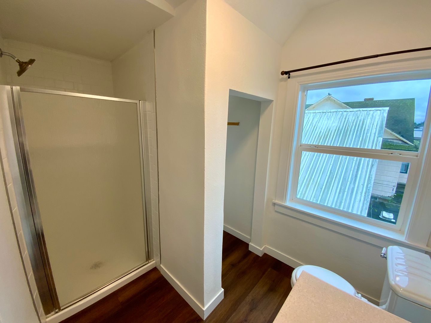 2922 Hoyt Ave - 303 - Everett - Washington - 1 bath rental property