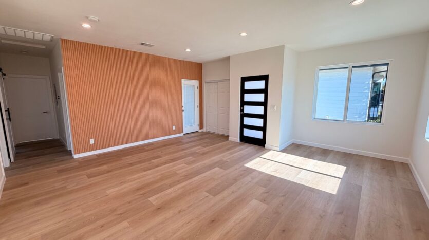 2947-2949 Dalton Ave  - Los Angeles - California - 3 bed, 2 bath rental property