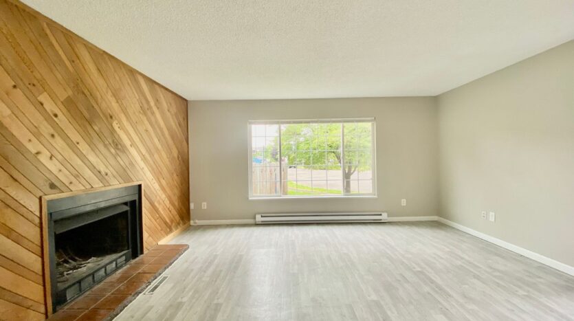 3042-3044 SW Laura Ct - Troutdale - Oregon - 3 bed, 2 bath rental property