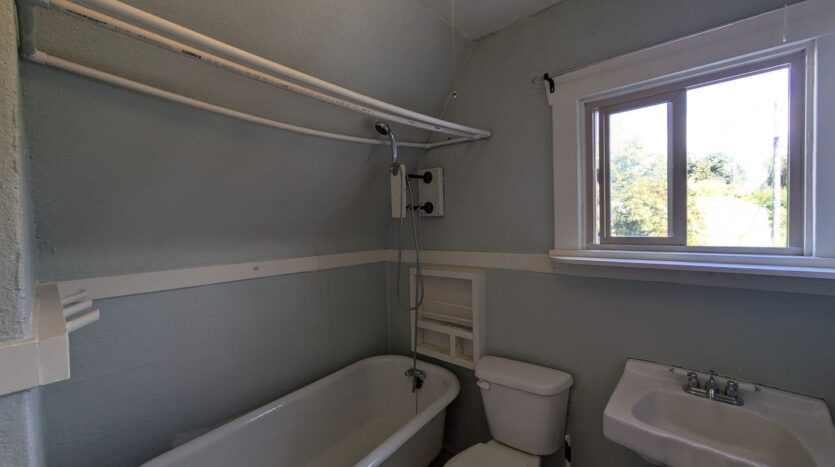 309 Kentucky St. - Bellingham - Washington - 5 bed, 2 bath rental property