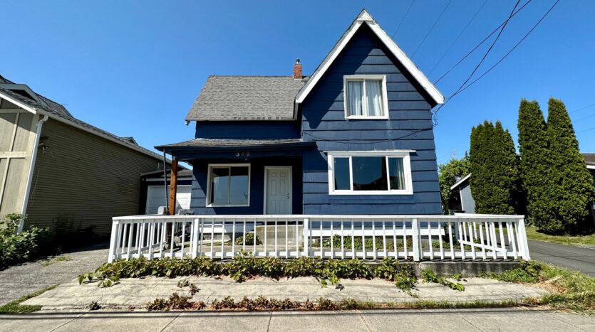 309 Kentucky St. - Bellingham - Washington - 5 bed, 2 bath rental property