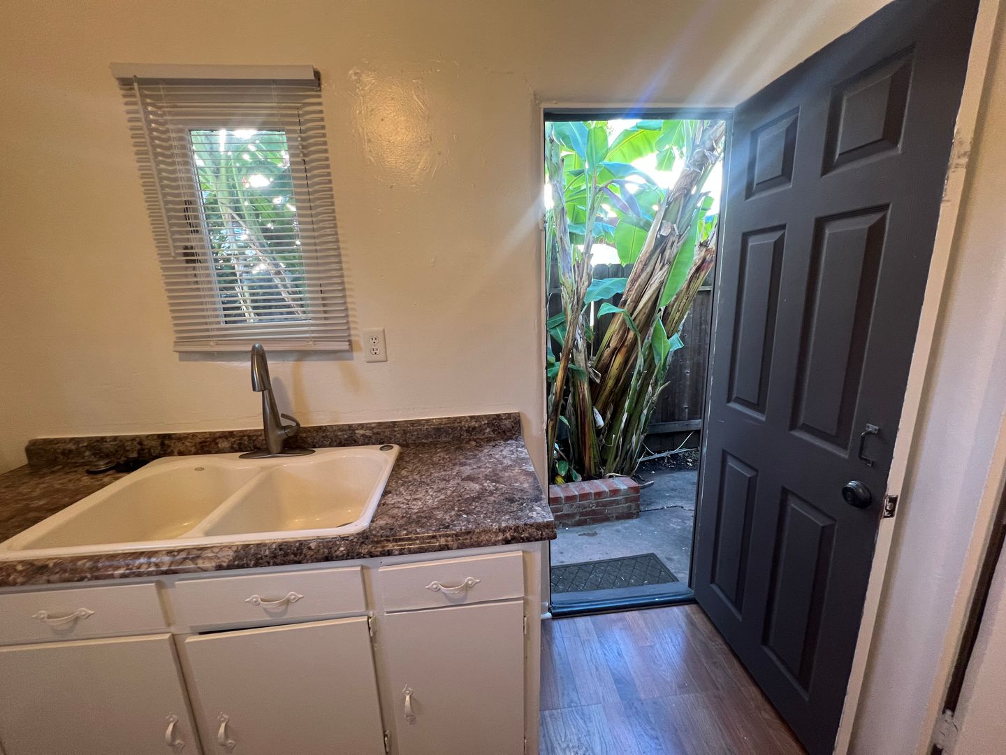 312 Avenida Monterey - San Clemente - California - 1 bath rental property