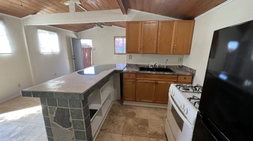 312 Avenida Monterey - San Clemente - California - 1 bed, 1 bath rental property