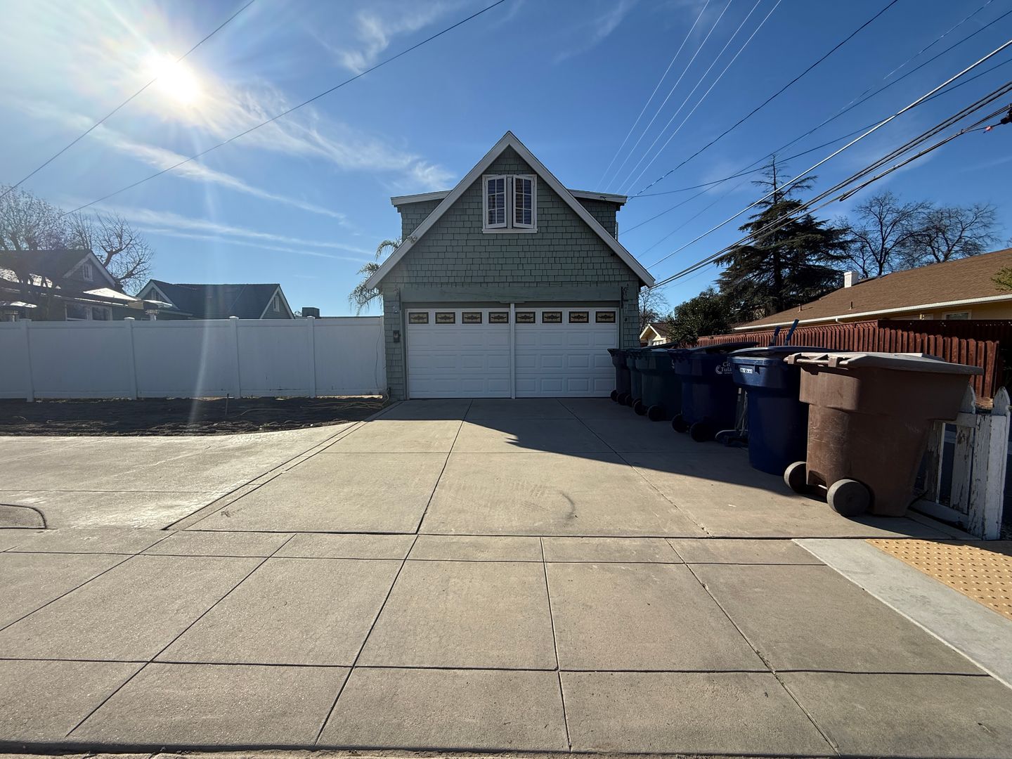 329 N Cherry Street - Tulare - California - 1 bath rental property