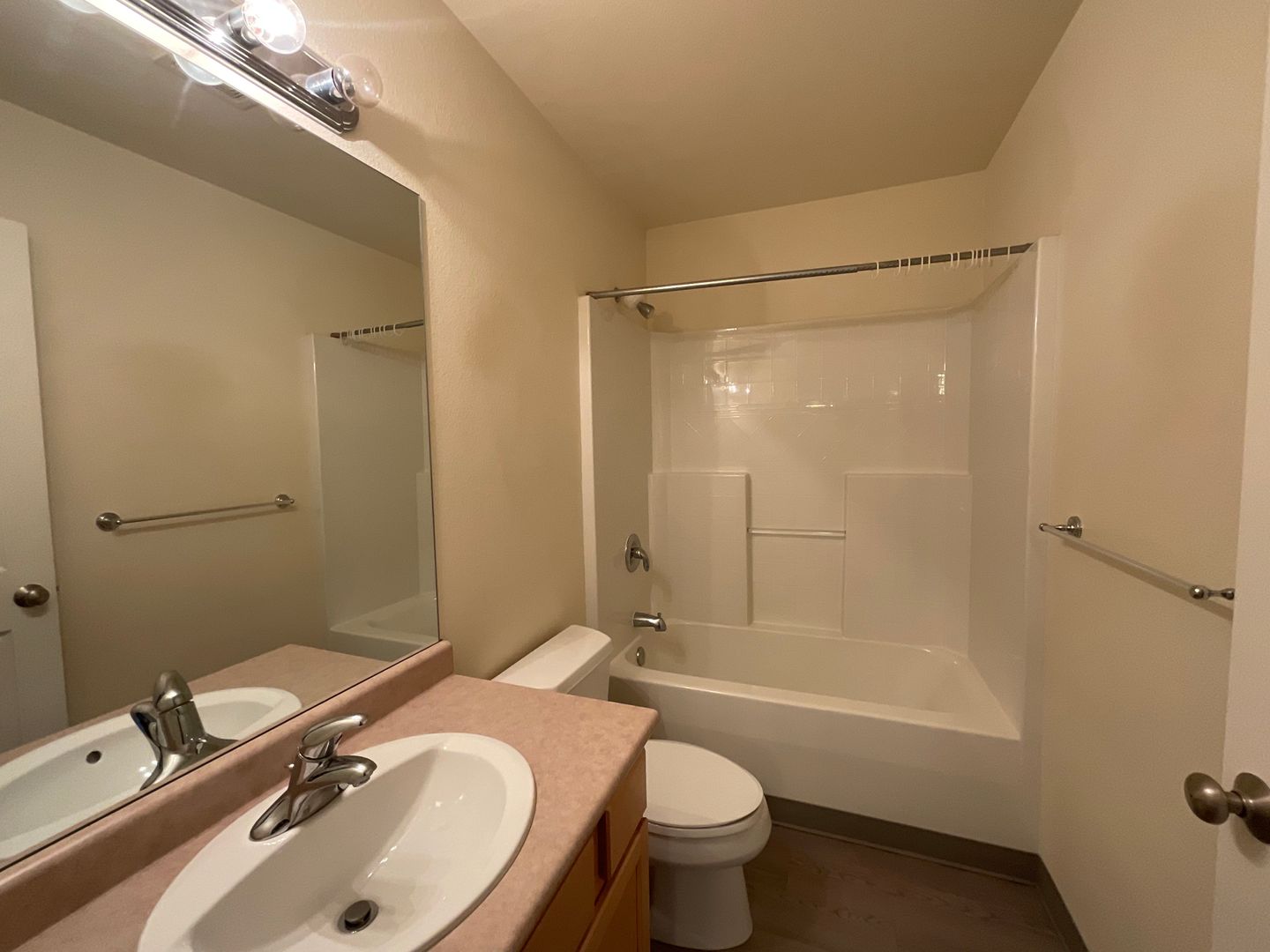 332 E. BELLIS FAIR PKWY - #201 - Bellingham - Washington - 2 bed, 2 bath rental property