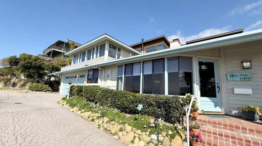 334 Pinecrest Dr - Laguna Beach - California - 2 bed, 2 bath rental property