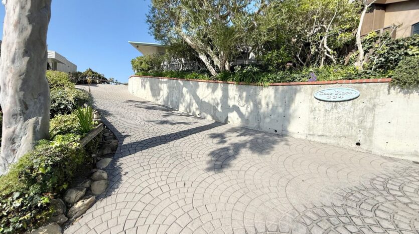 334 Pinecrest Dr - Laguna Beach - California - 2 bed, 2 bath rental property