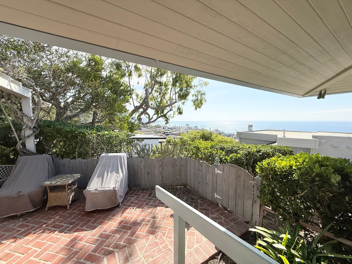 334 Pinecrest Dr - Laguna Beach - California - 2 bed, 2 bath rental property