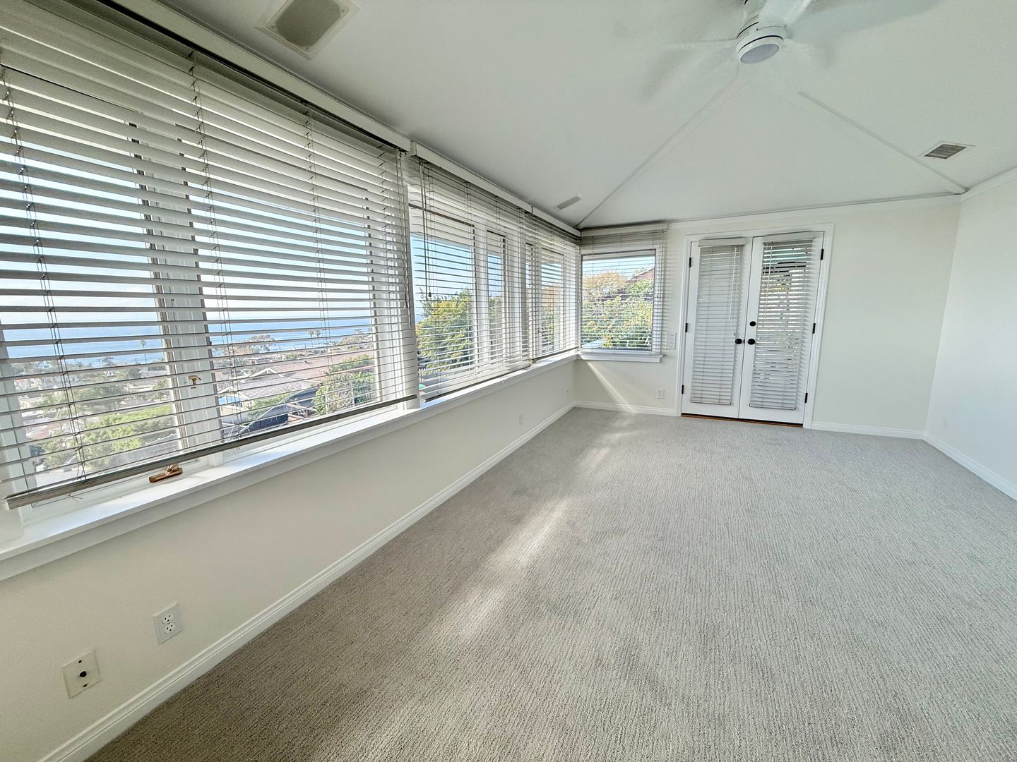 334 Pinecrest Dr - Laguna Beach - California - 2 bed, 2 bath rental property