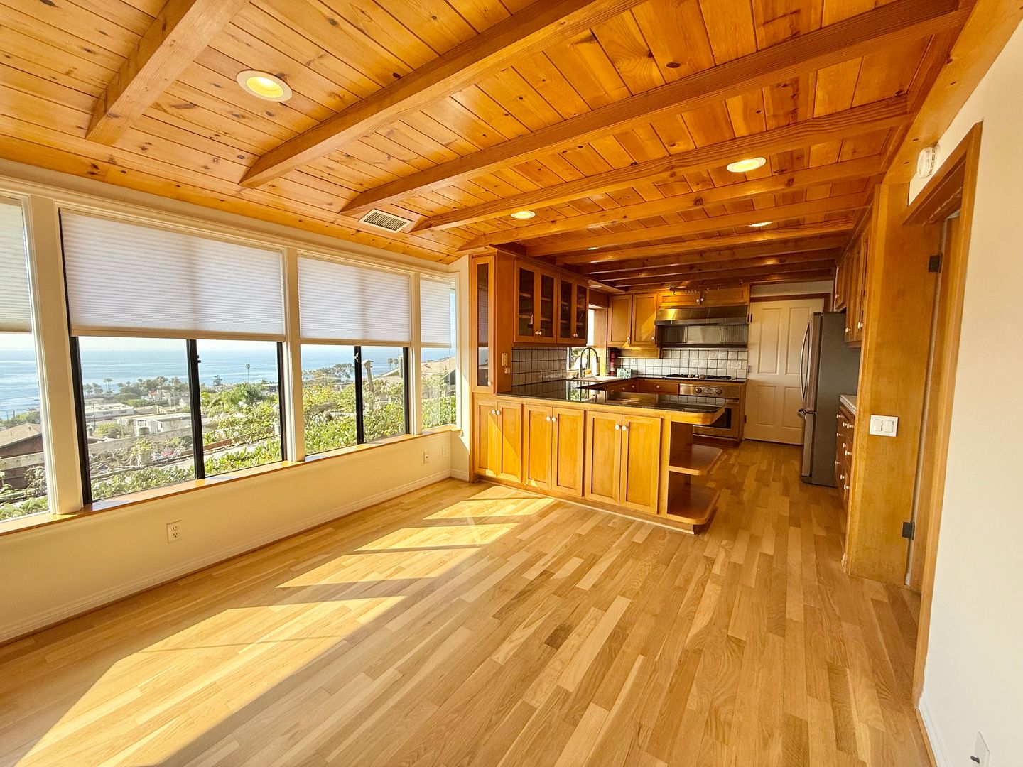 334 Pinecrest Dr - Laguna Beach - California - 2 bed, 2 bath rental property