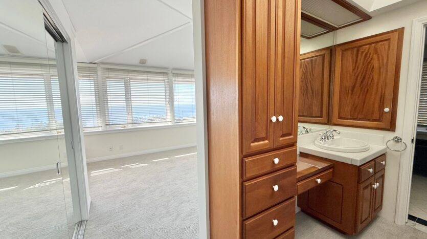 334 Pinecrest Dr - Laguna Beach - California - 2 bed, 2 bath rental property