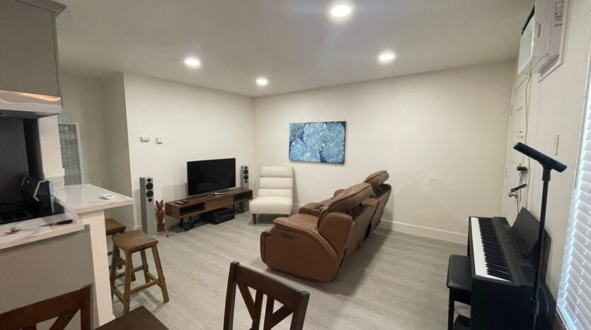 337 E Poplar St. - Stockton - California - 1 bed, 1 bath rental property