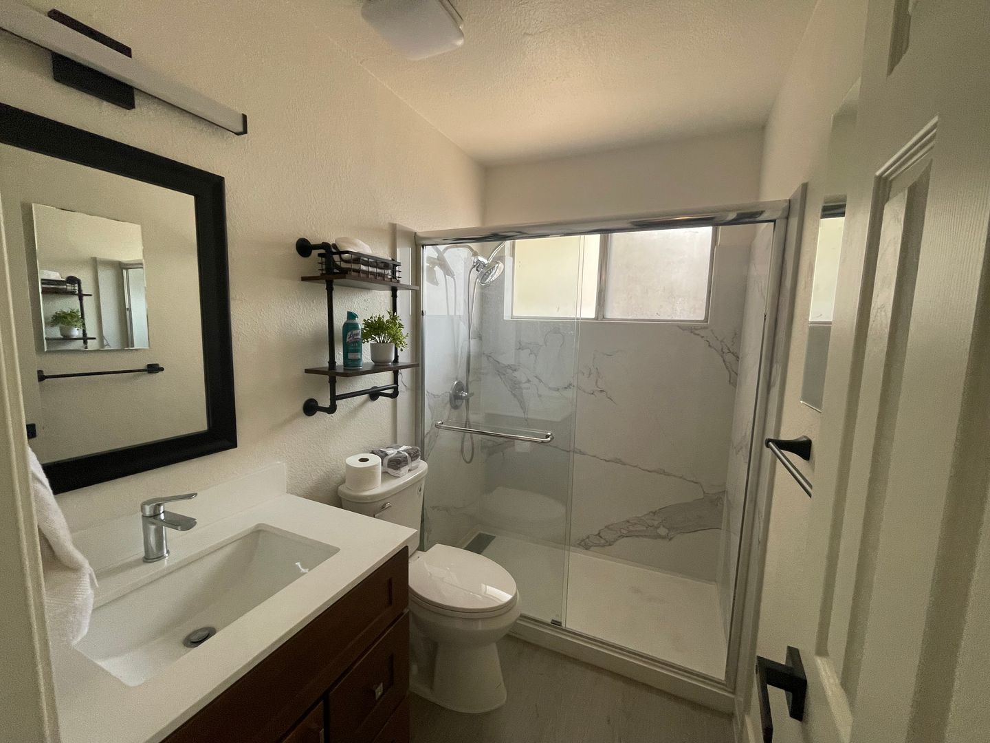 337 E Poplar St. - Stockton - California - 1 bed, 1 bath rental property