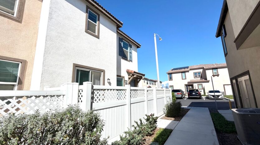 34495 Agave Dr. Unit 23112 - Winchester - California - 3 bed, 2.5 bath rental property