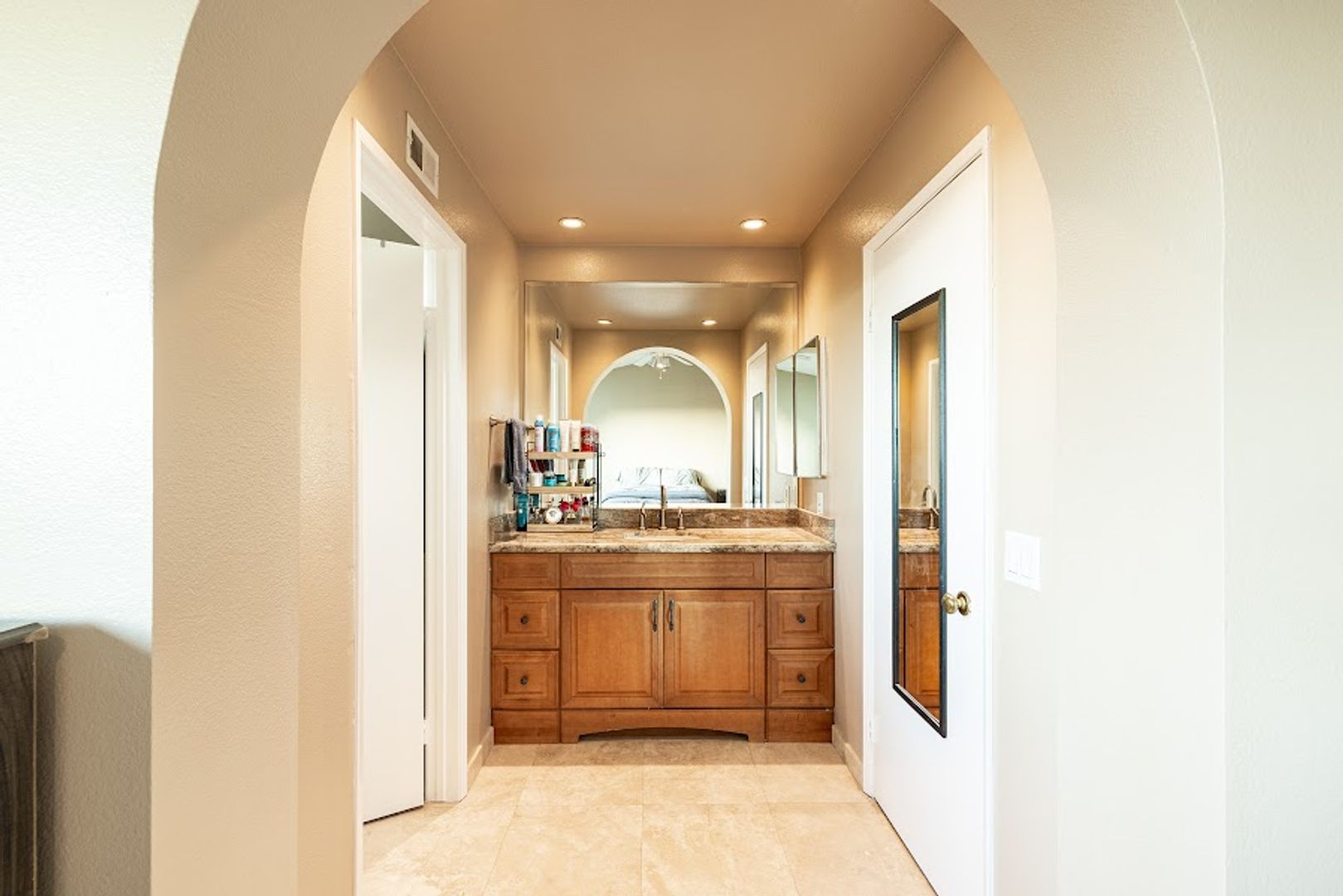 3554 Olds Rd - Oxnard - California - 2 bed, 2.5 bath rental property