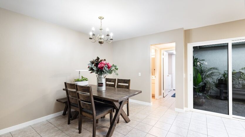 3554 Olds Rd - Oxnard - California - 2 bed, 2.5 bath rental property