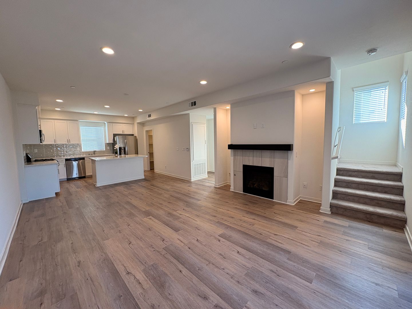 3570 W Savanna St - Anaheim - California - 2 bed, 2.5 bath rental property