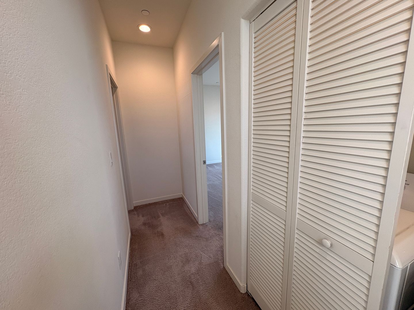 3570 W Savanna St - Anaheim - California - 2 bed, 2.5 bath rental property