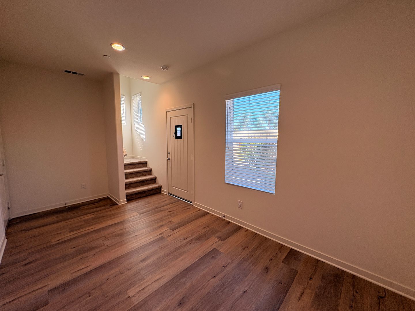 3570 W Savanna St - Anaheim - California - 2 bed, 2.5 bath rental property