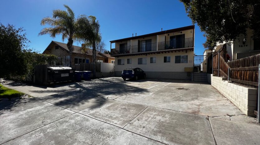 3662 Nile Street #B - San Diego - California - 2 bed, 1.5 bath rental property