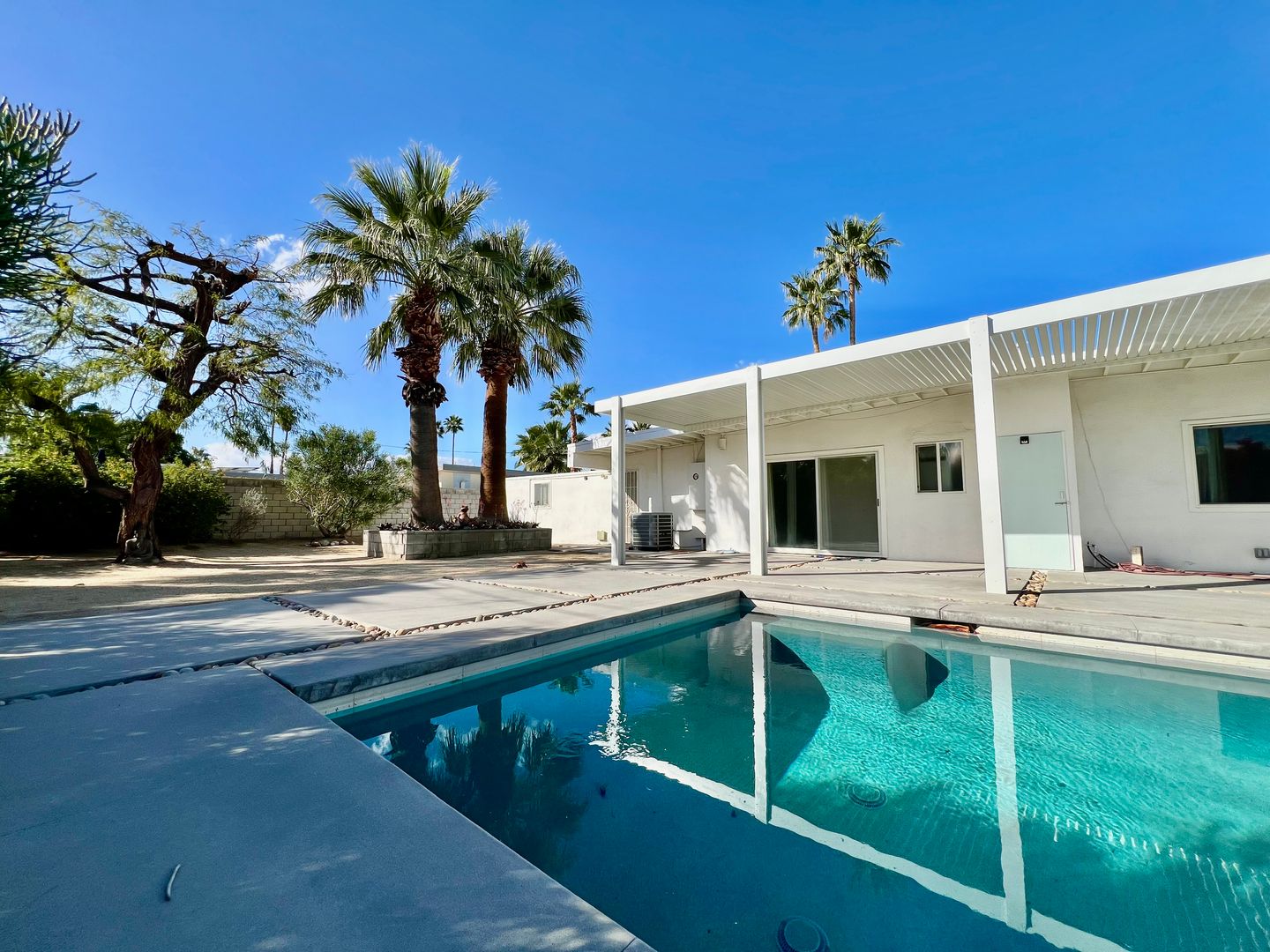 3663 Paseo Barbara - Palm Springs - California - 3 bed, 2 bath rental property