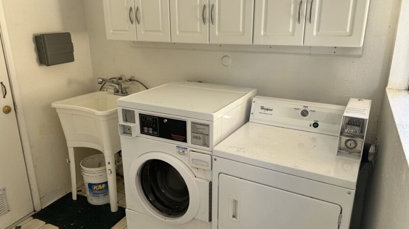 37 El Rose Drive - 2 - Petaluma - California - 2 bed, 1 bath rental property