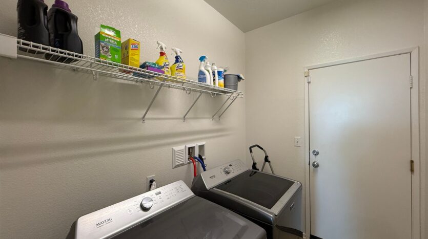 38432 Pallas Ct. - Palmdale - California - 3 bed, 2 bath rental property