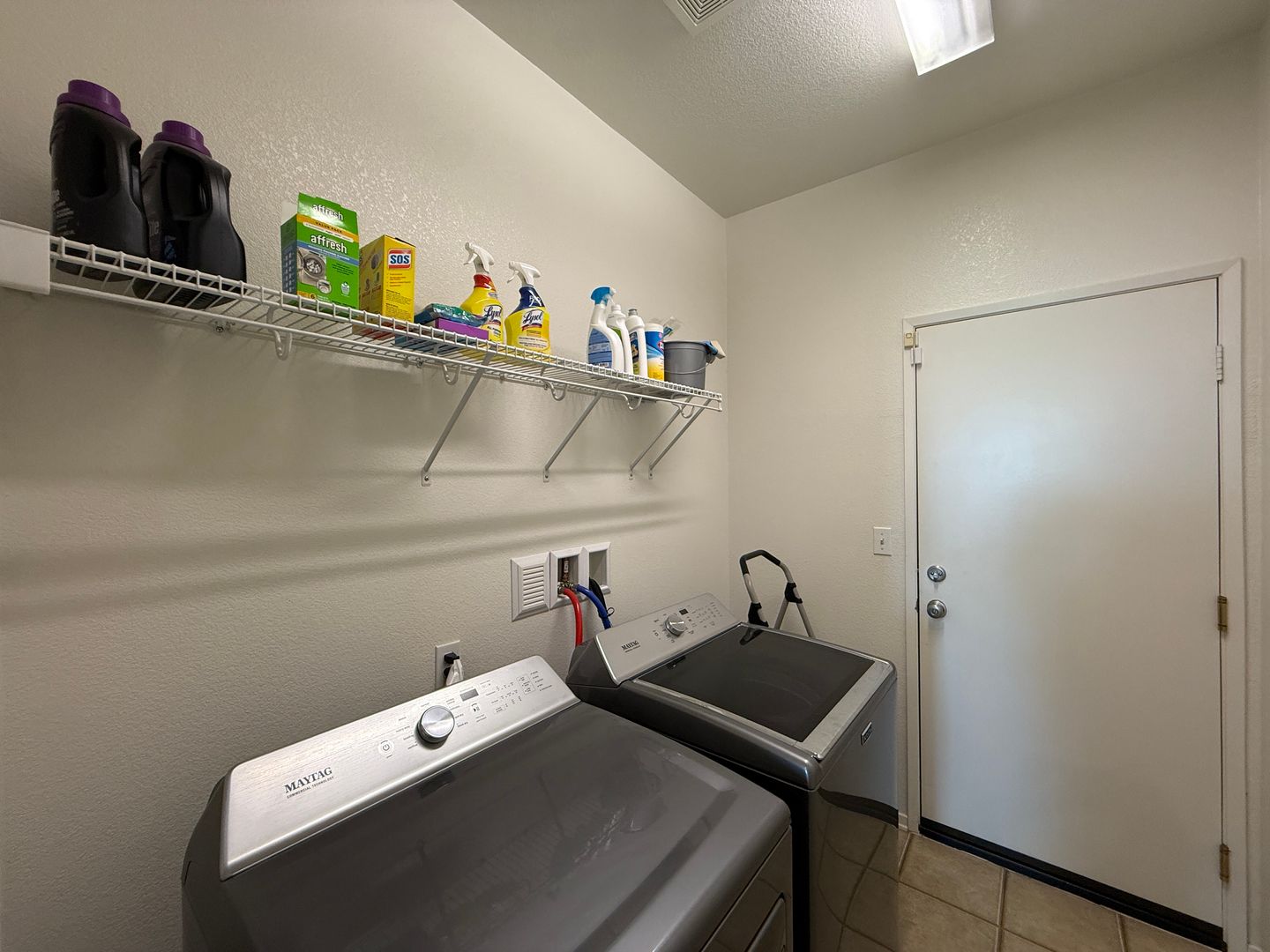 38432 Pallas Ct. - Palmdale - California - 3 bed, 2 bath rental property