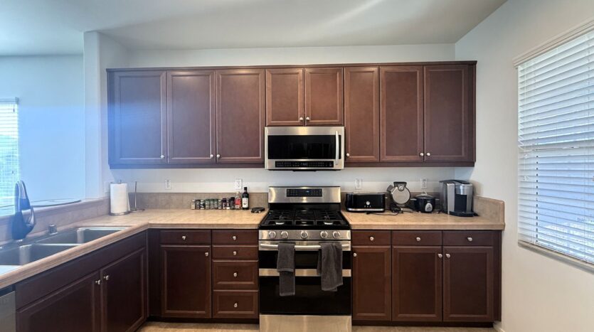 38432 Pallas Ct. - Palmdale - California - 3 bed, 2 bath rental property