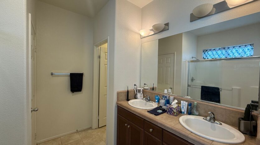 38432 Pallas Ct. - Palmdale - California - 3 bed, 2 bath rental property