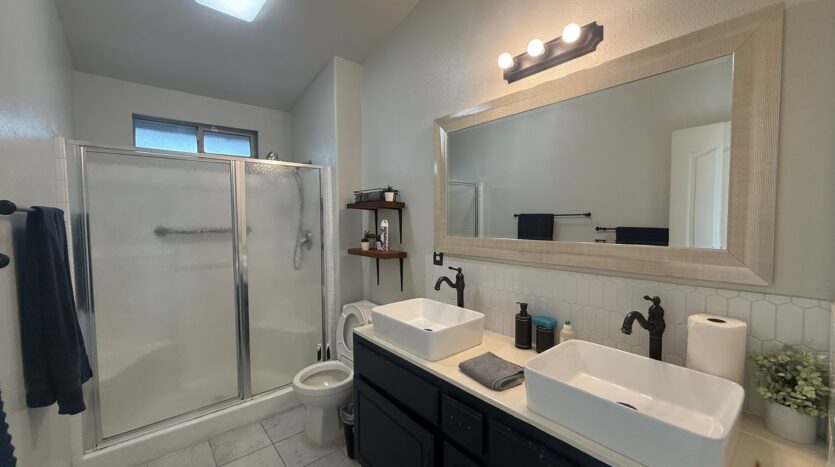 3935 E. Laurel Avenue - Visalia - California - 3 bed, 2 bath rental property