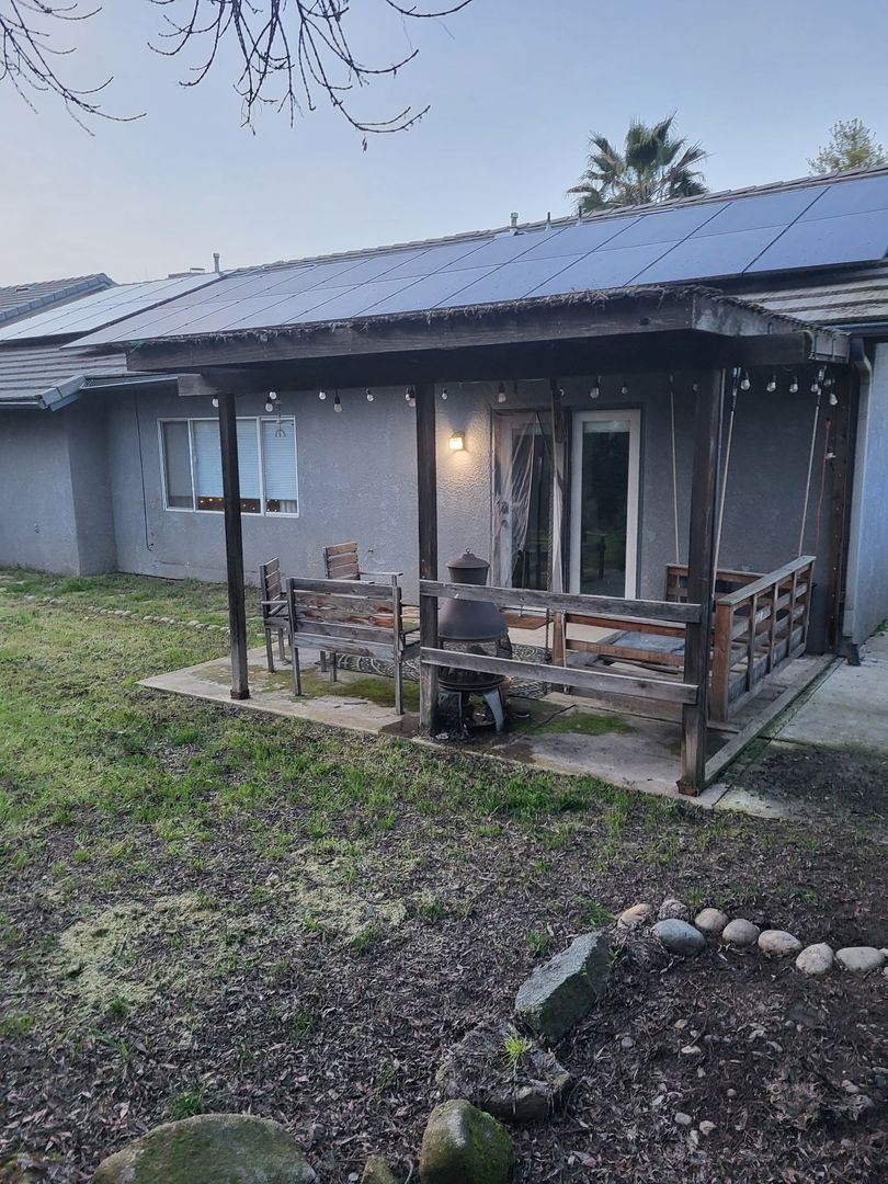 3935 E. Laurel Avenue - Visalia - California - 3 bed, 2 bath rental property