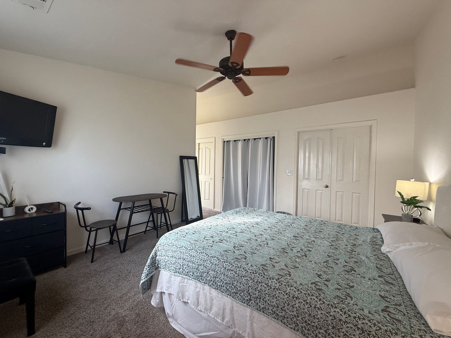 3935 E. Laurel Avenue - Visalia - California - 3 bed, 2 bath rental property