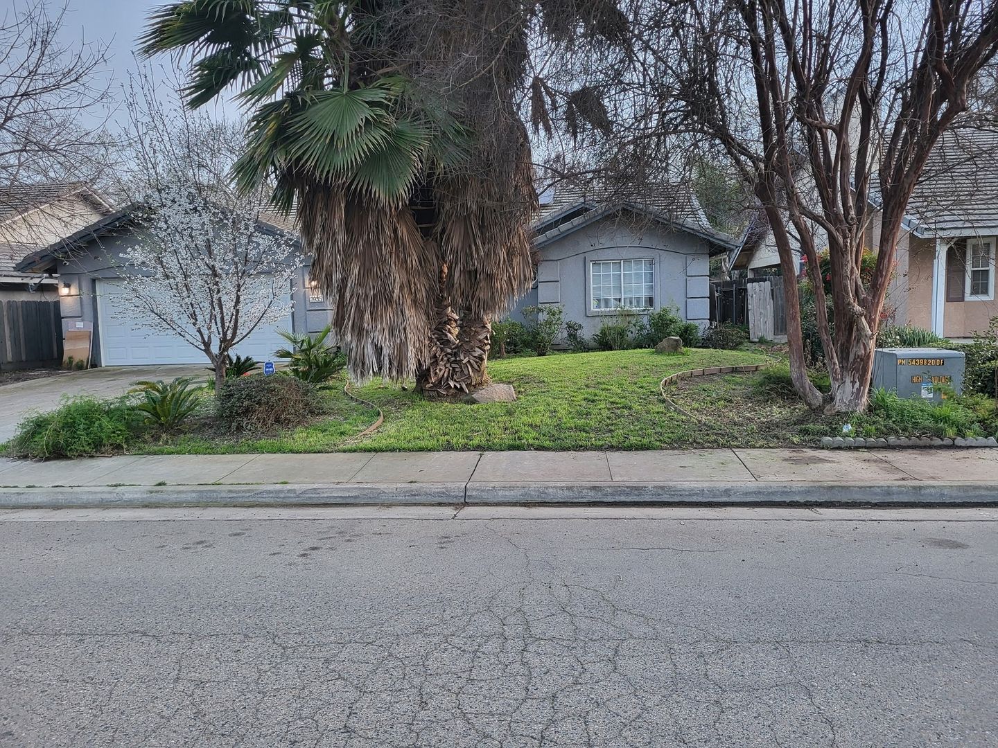 3935 E. Laurel Avenue - Visalia - California - 3 bed, 2 bath rental property