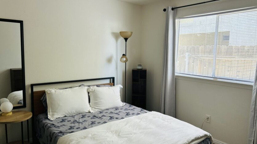 3935 E. Laurel Avenue - Visalia - California - 3 bed, 2 bath rental property