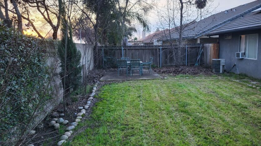 3935 E. Laurel Avenue - Visalia - California - 3 bed, 2 bath rental property