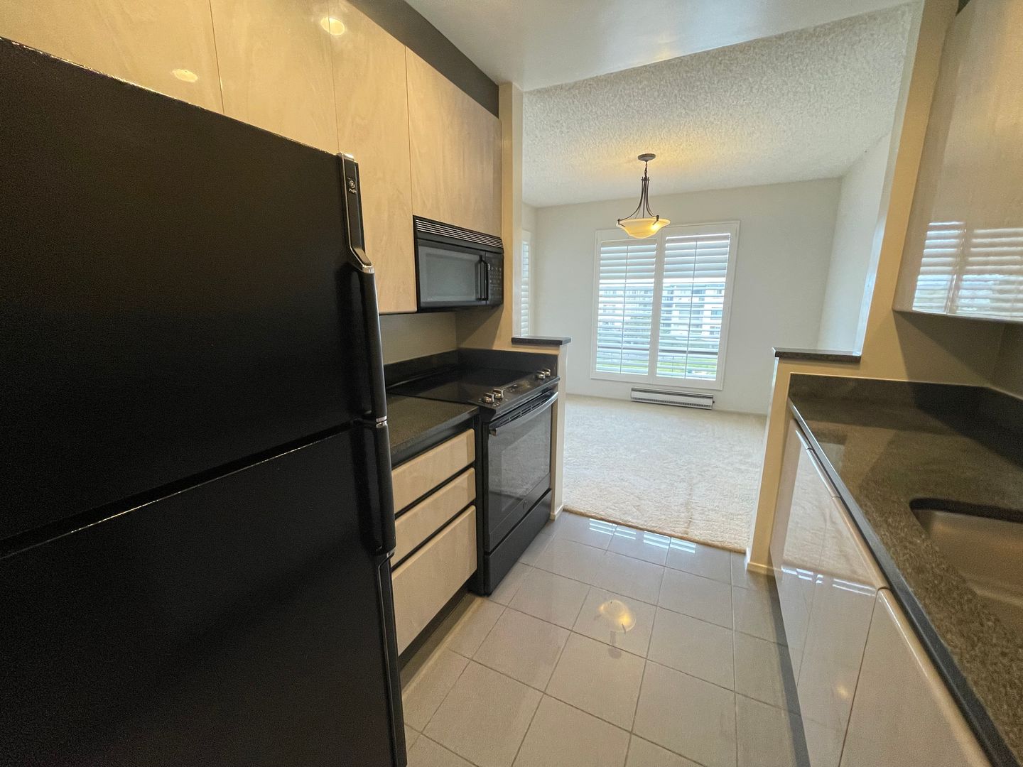 4 Commodore Drive #429 - Emeryville - California - 1 bed, 1 bath rental property