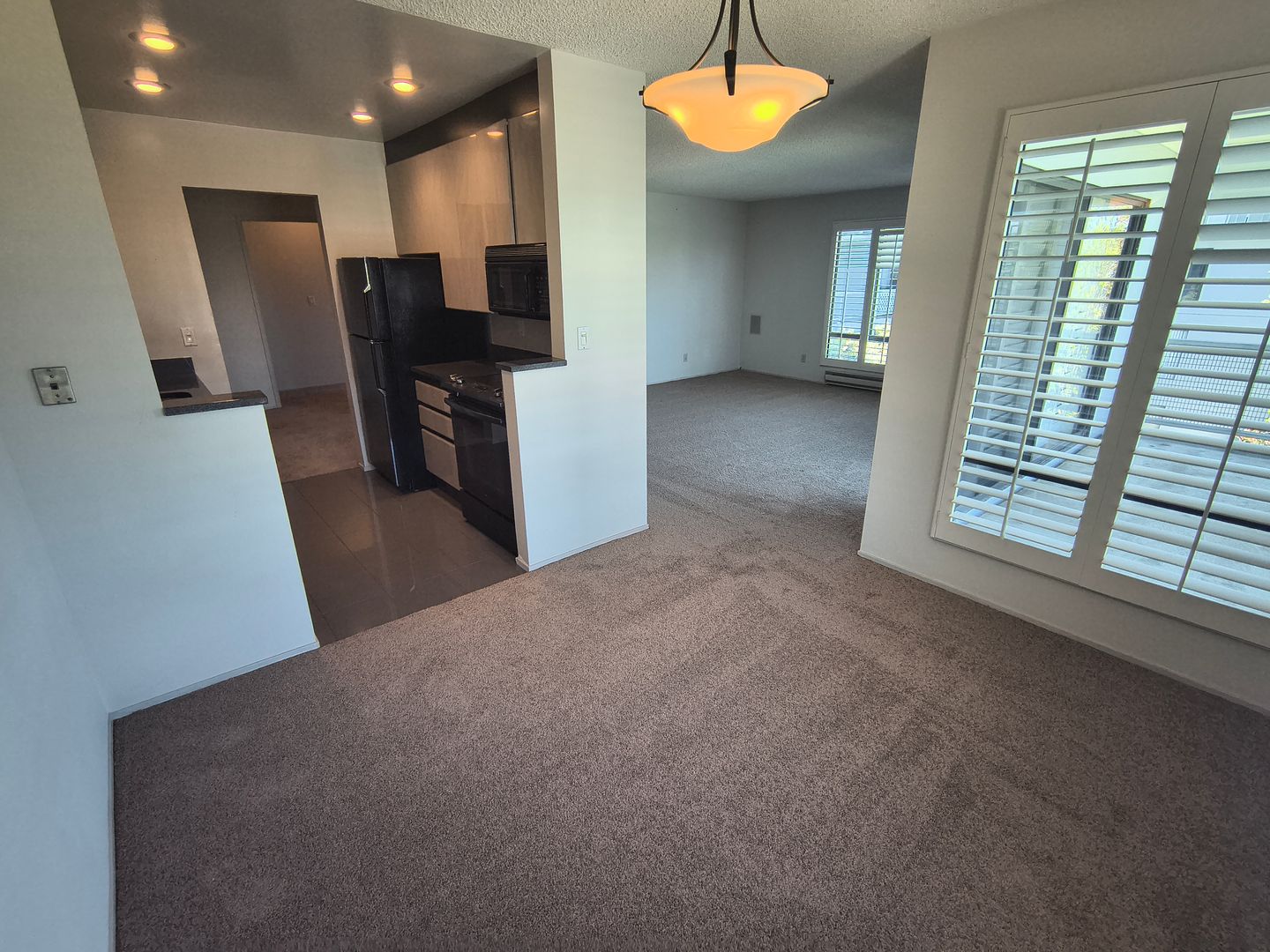 4 Commodore Drive #429 - Emeryville - California - 1 bed, 1 bath rental property
