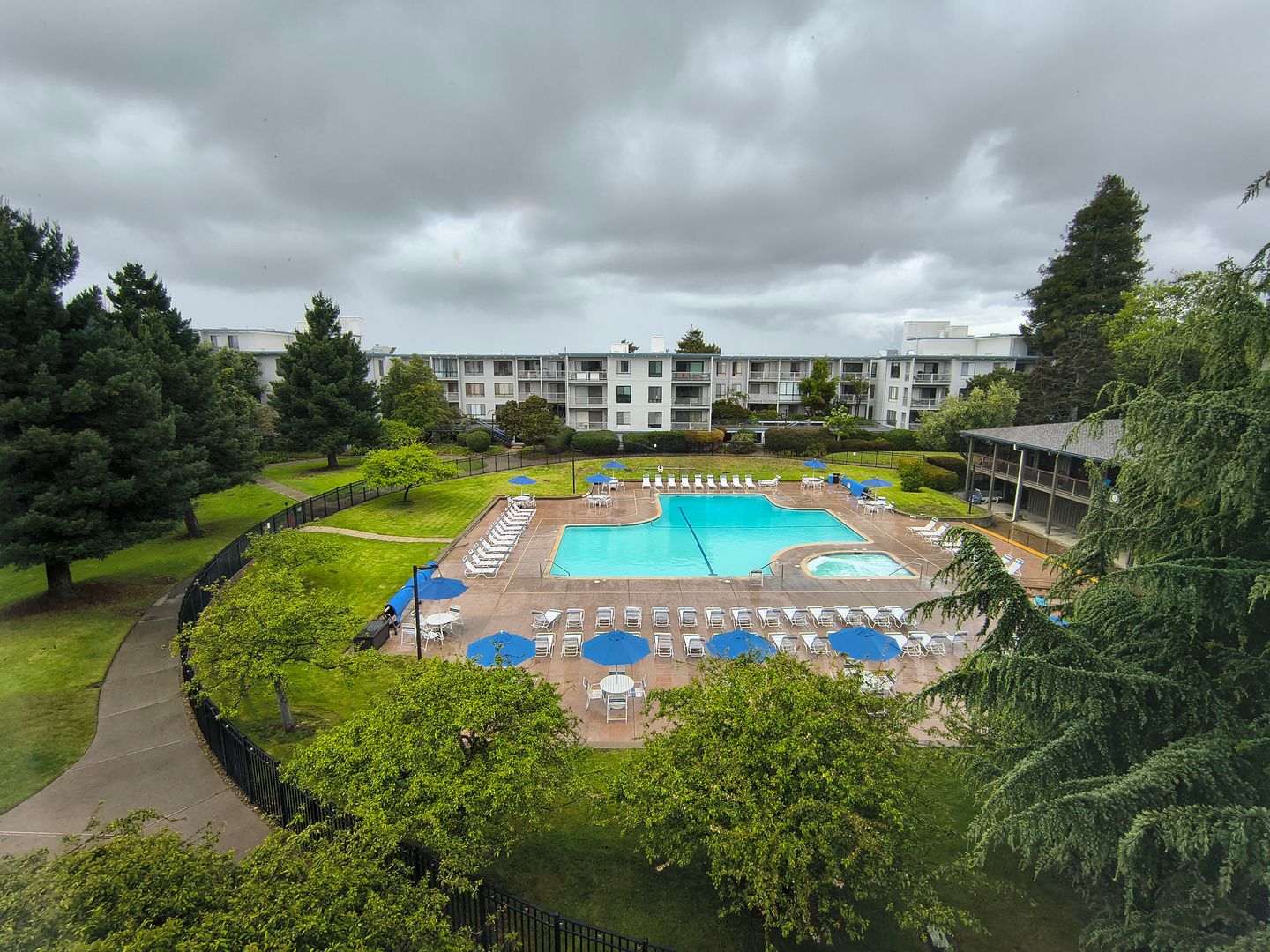 4 Commodore Drive #429 - Emeryville - California - 1 bed, 1 bath rental property