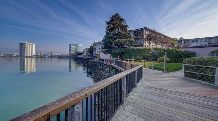 4 Commodore Drive #429 - Emeryville - California - 1 bed, 1 bath rental property