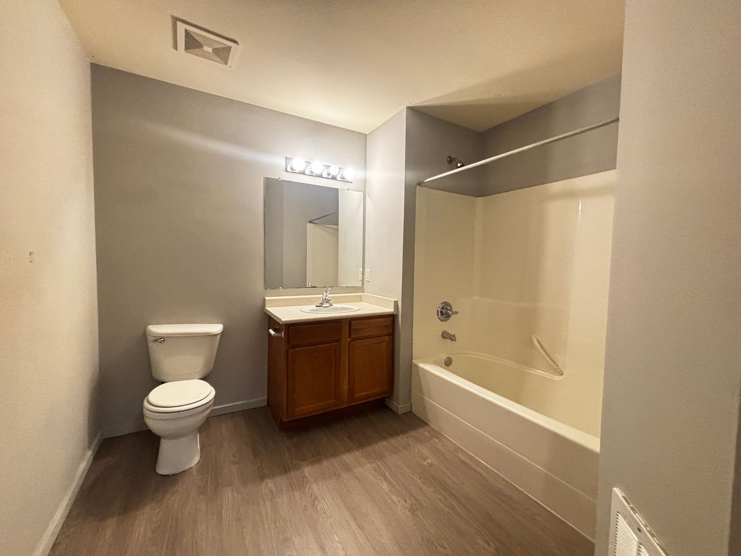 4018 Northwest Avenue - Bellingham - Washington - 2 bed, 1 bath rental property