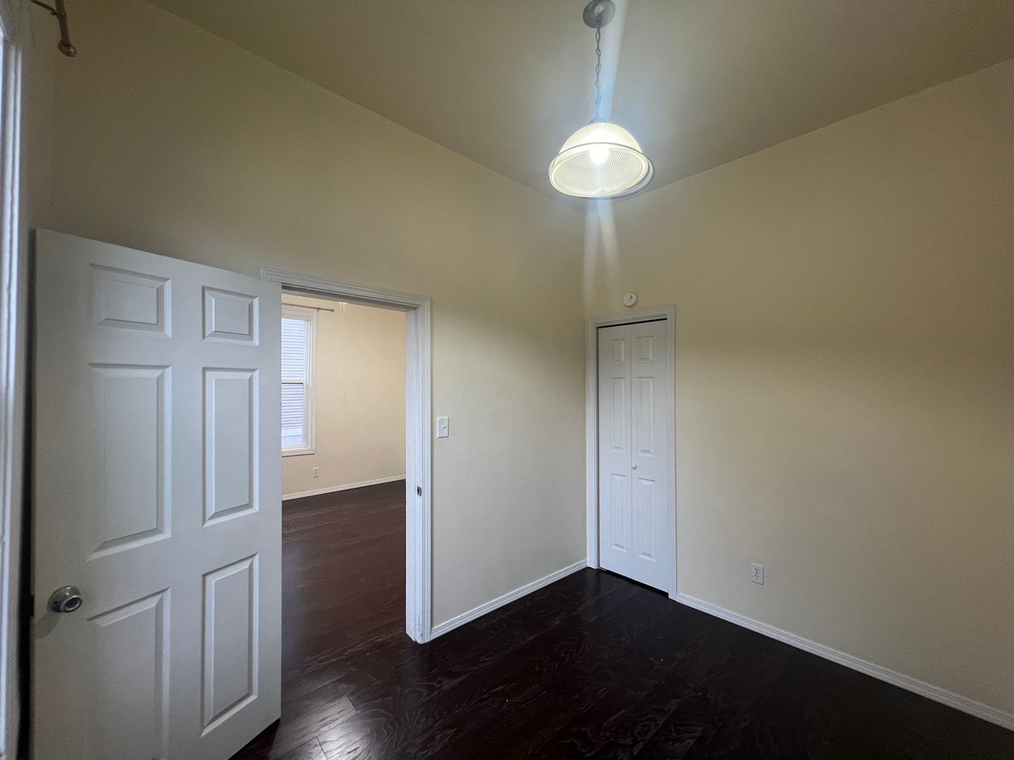 419 Lakeway Dr - Bellingham - Washington - 4 bed, 1 bath rental property