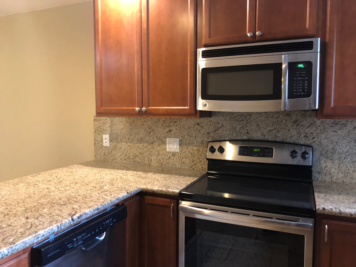 421 South Mollison Avenue - El Cajon - California - 2 bed, 1 bath rental property