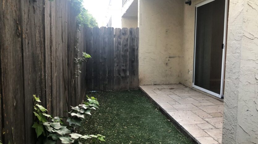 421 South Mollison Avenue - El Cajon - California - 2 bed, 1 bath rental property
