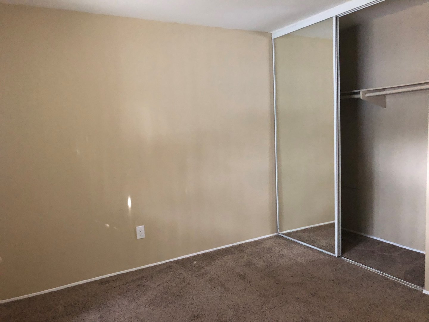 421 South Mollison Avenue - El Cajon - California - 2 bed, 1 bath rental property