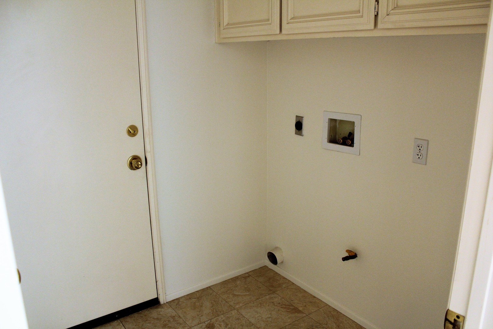 423 S. Laureltree Dr. - Anaheim - California - 5 bed, 3 bath rental property