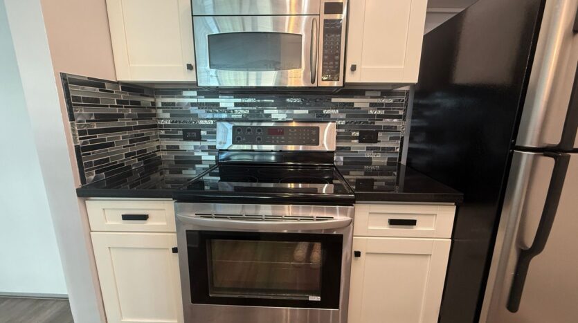 425 W Beech St #1207 - San Diego - California - 1 bed, 1 bath rental property