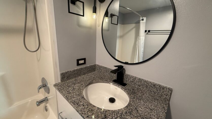 425 W Beech St #1207 - San Diego - California - 1 bed, 1 bath rental property